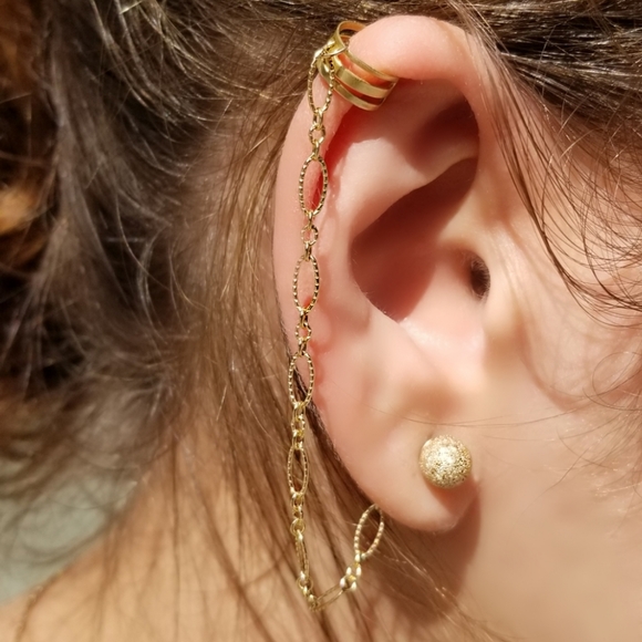 Beautiful, classy and handmade earring set